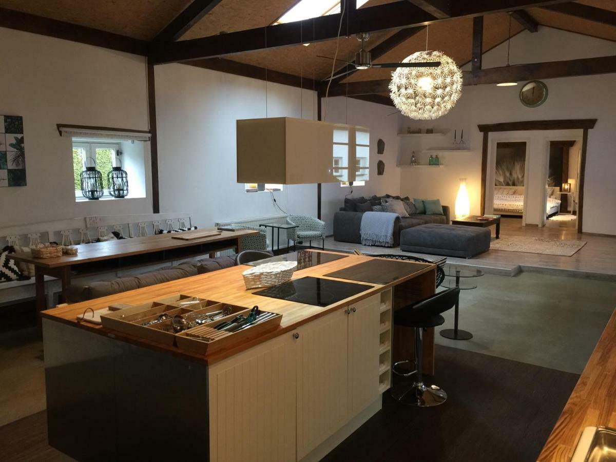 Hof Busen Loft Apartment เมินเคงลัดบาค ภายนอก รูปภาพ